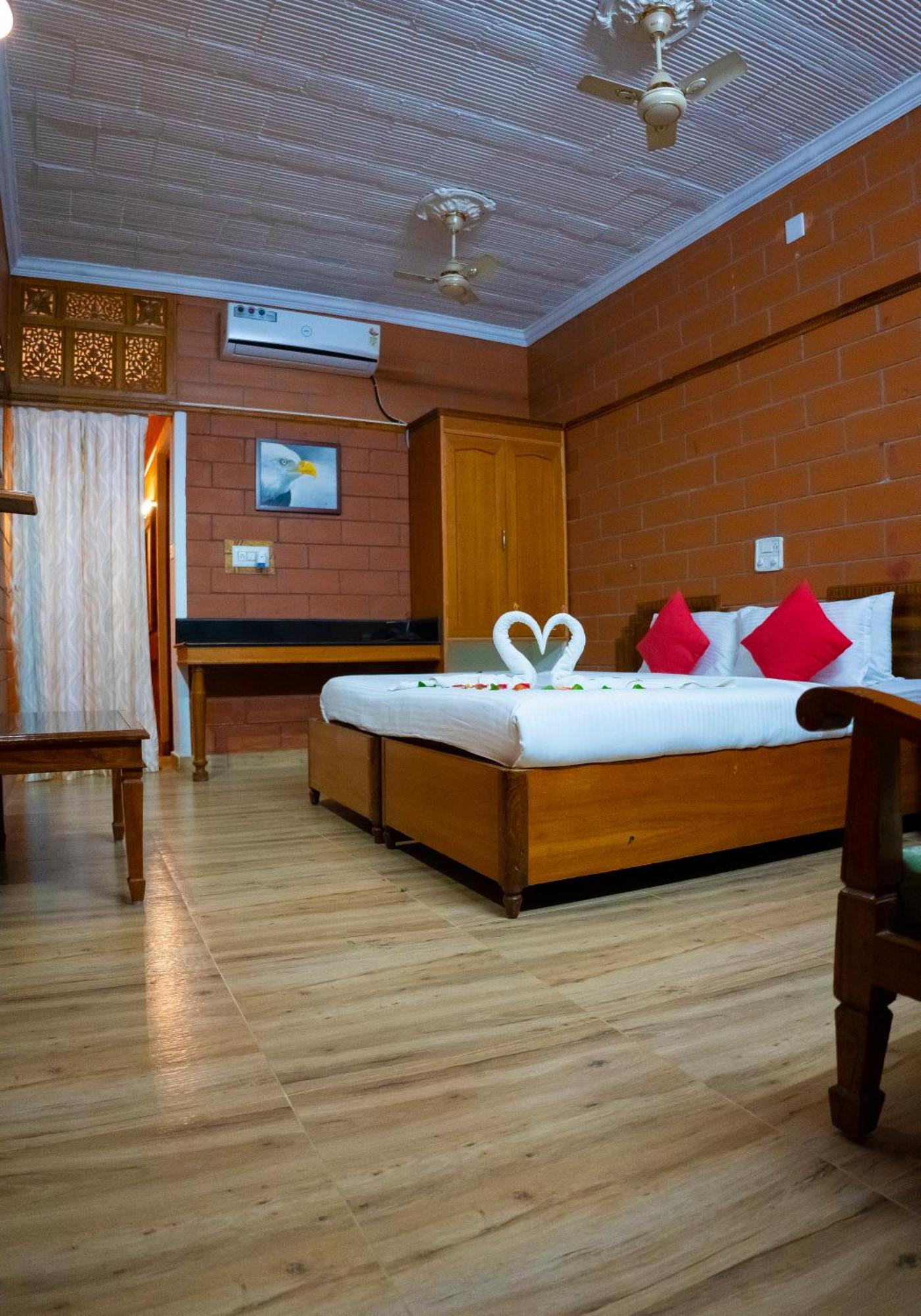 The Nest Inn Resort Масинагуди Экстерьер фото