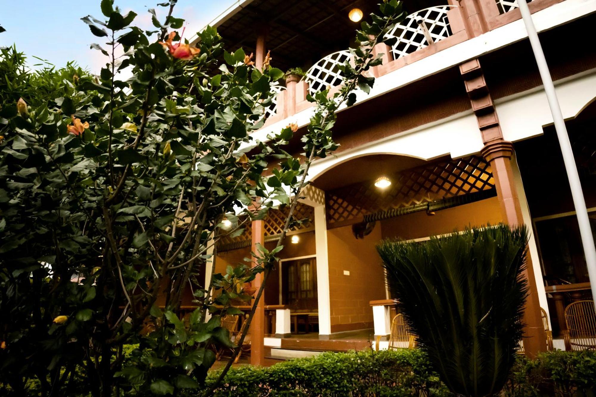 The Nest Inn Resort Масинагуди Экстерьер фото
