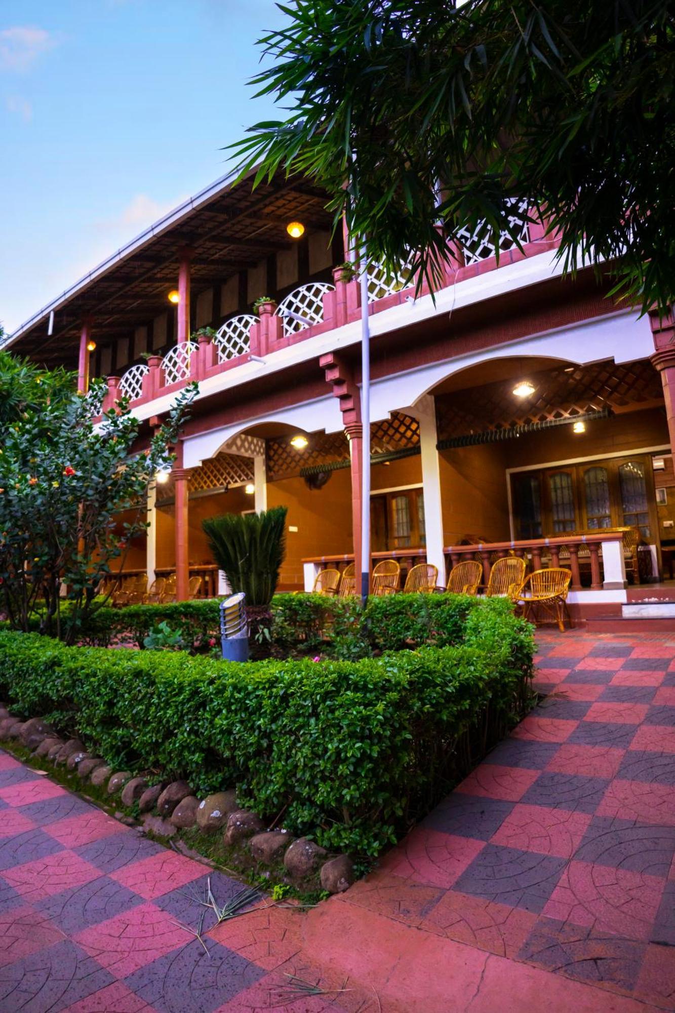 The Nest Inn Resort Масинагуди Экстерьер фото